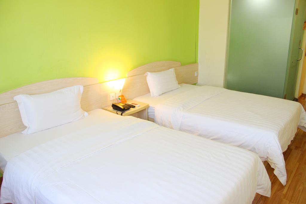 7Days Inn Guiyang Sha Chong South Road Esterno foto