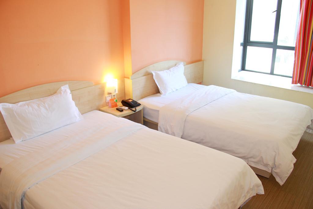 7Days Inn Guiyang Sha Chong South Road Esterno foto